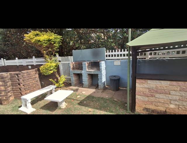 2 BEDROOM FLAT FOR SALE IN MARGATE NORTH BEACH